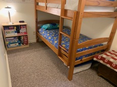 Kids bedroom (bunk bed)